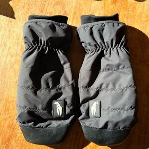 Crab Grab Snuggler Mitt ski and snowboard